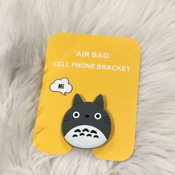 Accessories - NWT Totoro Head Pop Socket 3D iPhone Android